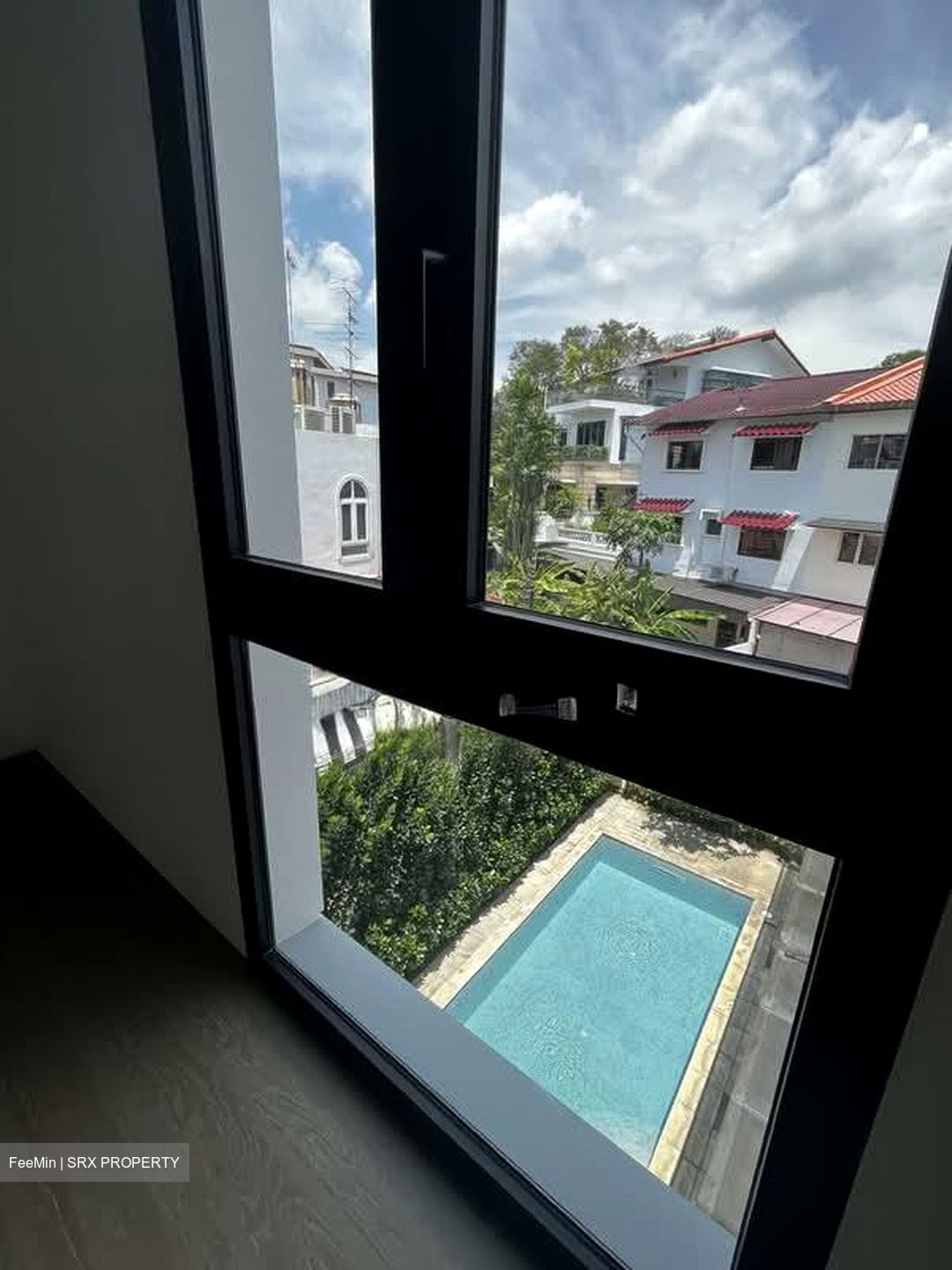 Holland Road (D10), Detached #551149151